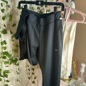 NIKE Women’s Sweatpants